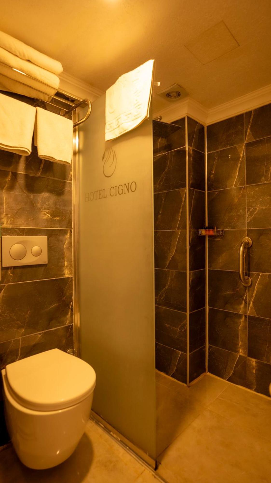 Double Room with Balcony (2 Adults + 1 Child)